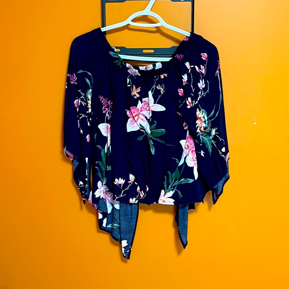Open back or tie,  off the shoulder top